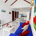 리조트 Casitas Del Mar
